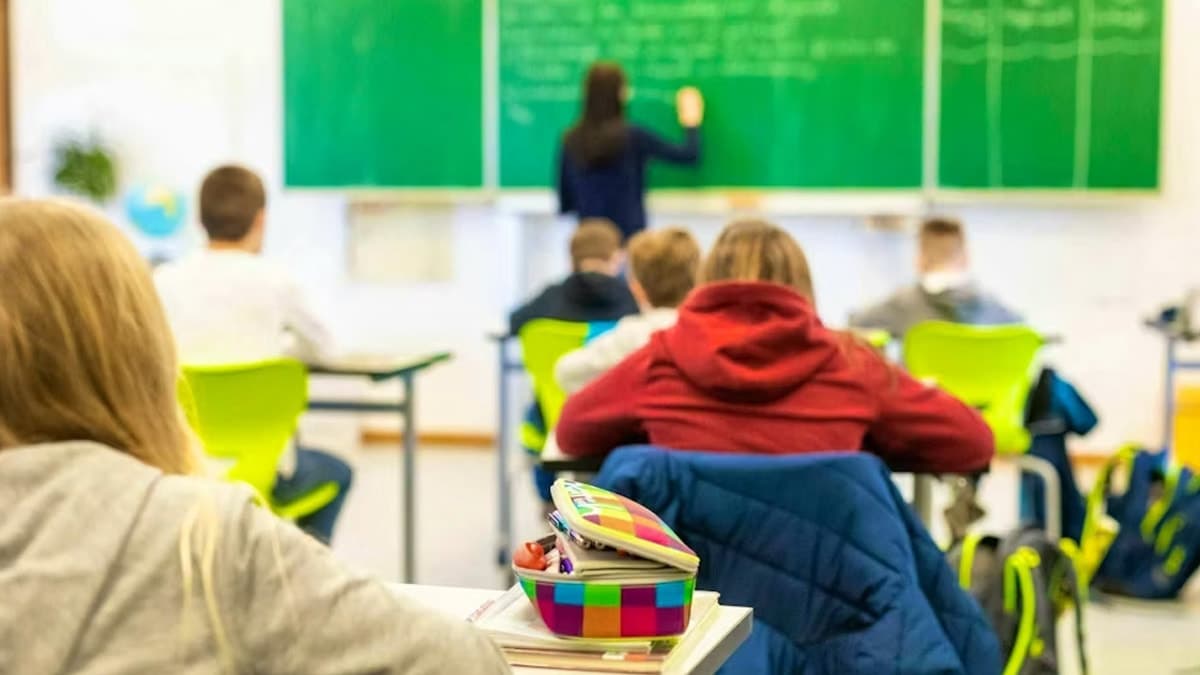 17 Yıl Boyunca Hiç Çalışmadan Maaş Alan Kişi Sahte Sağlık Raporuyla Yakalandı