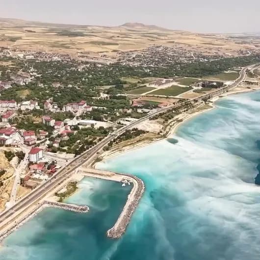 Van Gölü'nün filtresiz büyüleyici güzelliği turizmin gözdesi olmaya devam ediyor