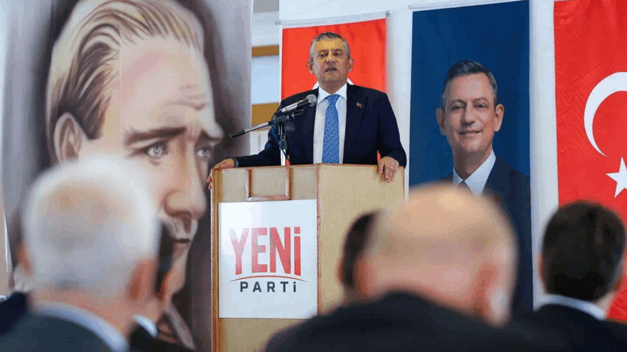 Yeni Parti'ye 9 günde 300 milyon liralık bağış rekoru