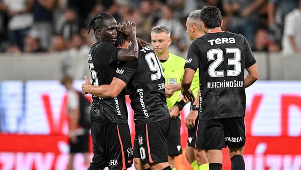 Çek basını Hradec Kralove'nin Beşiktaş'a karşı haksız yenilgi aldığını savundu