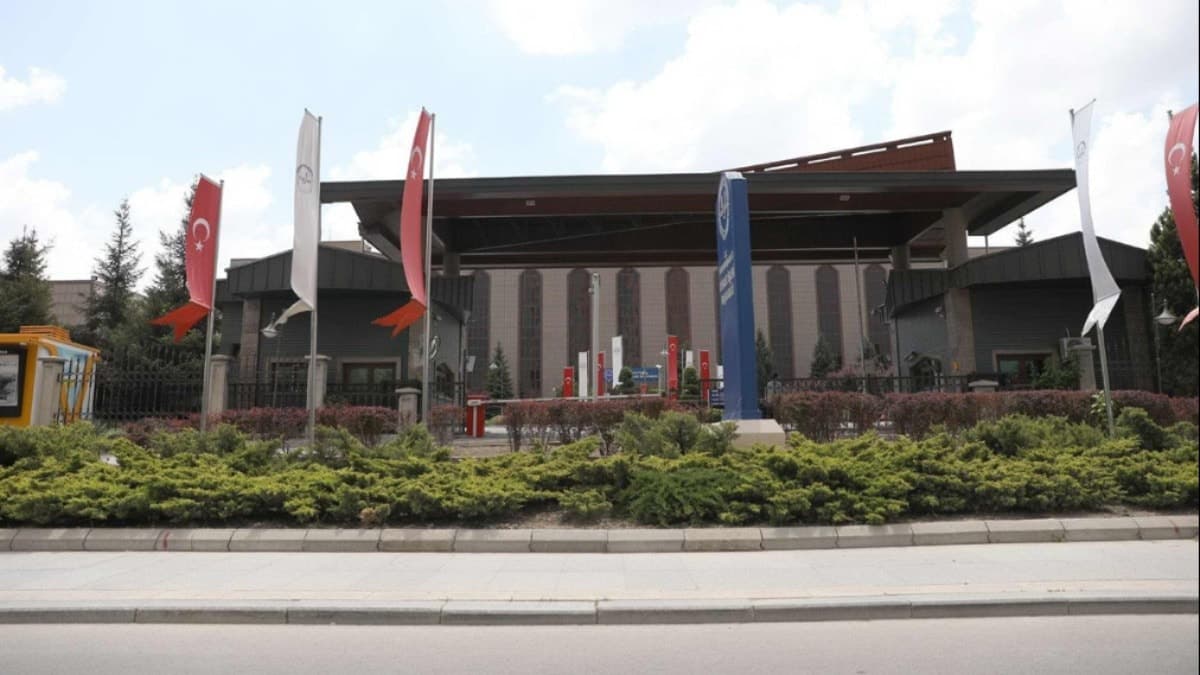 Diyanet İşleri Başkanlığı kadrosunu 29 bin yeni personel ile güçlendiriyor