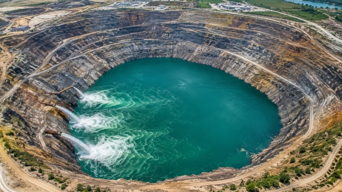 Tarihin en büyük maden dönüşümü: 547 milyar litre suyla dev kömür ocağı yeniden canlandı