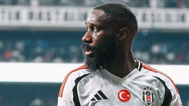 Arthur Masuaku, Konyaspor'a transfer oldu! Kongolu sol bek Süper Lig'e geri dönüyor