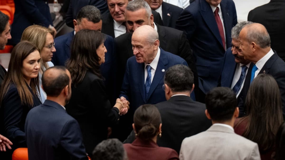 TBMM Genel Kurulu'nda gerginlik: Bahçeli'ye zılgıtlı protesto