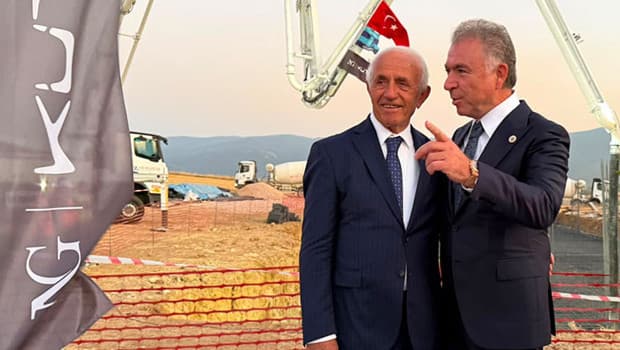 Kütahyaspor'da 60 yıllık hayal gerçek oluyor: Yoncalı'da ilk temel atıldı