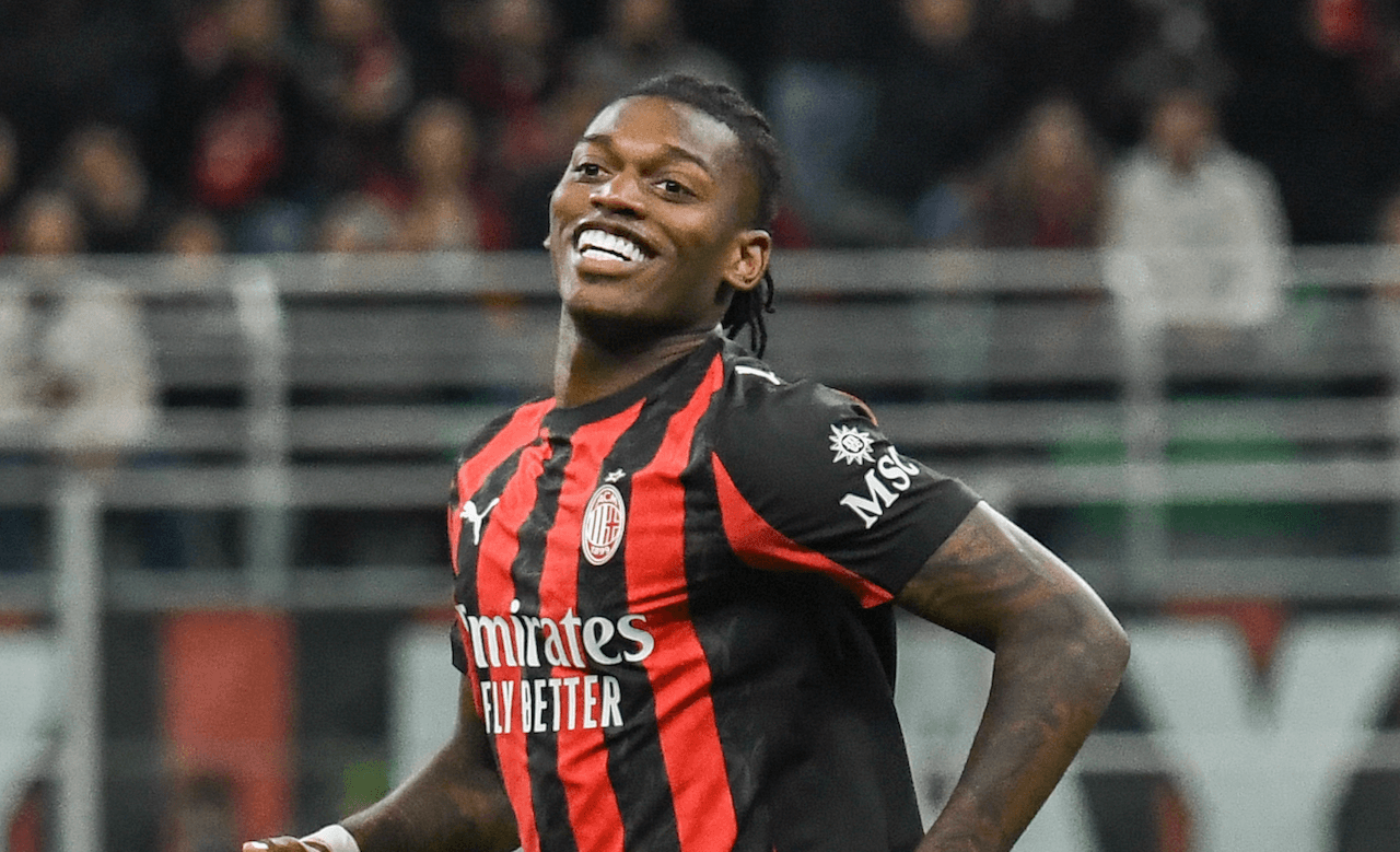 Rafael Leao'dan transfer sinyali: Galatasaray ve Fenerbahçe listede