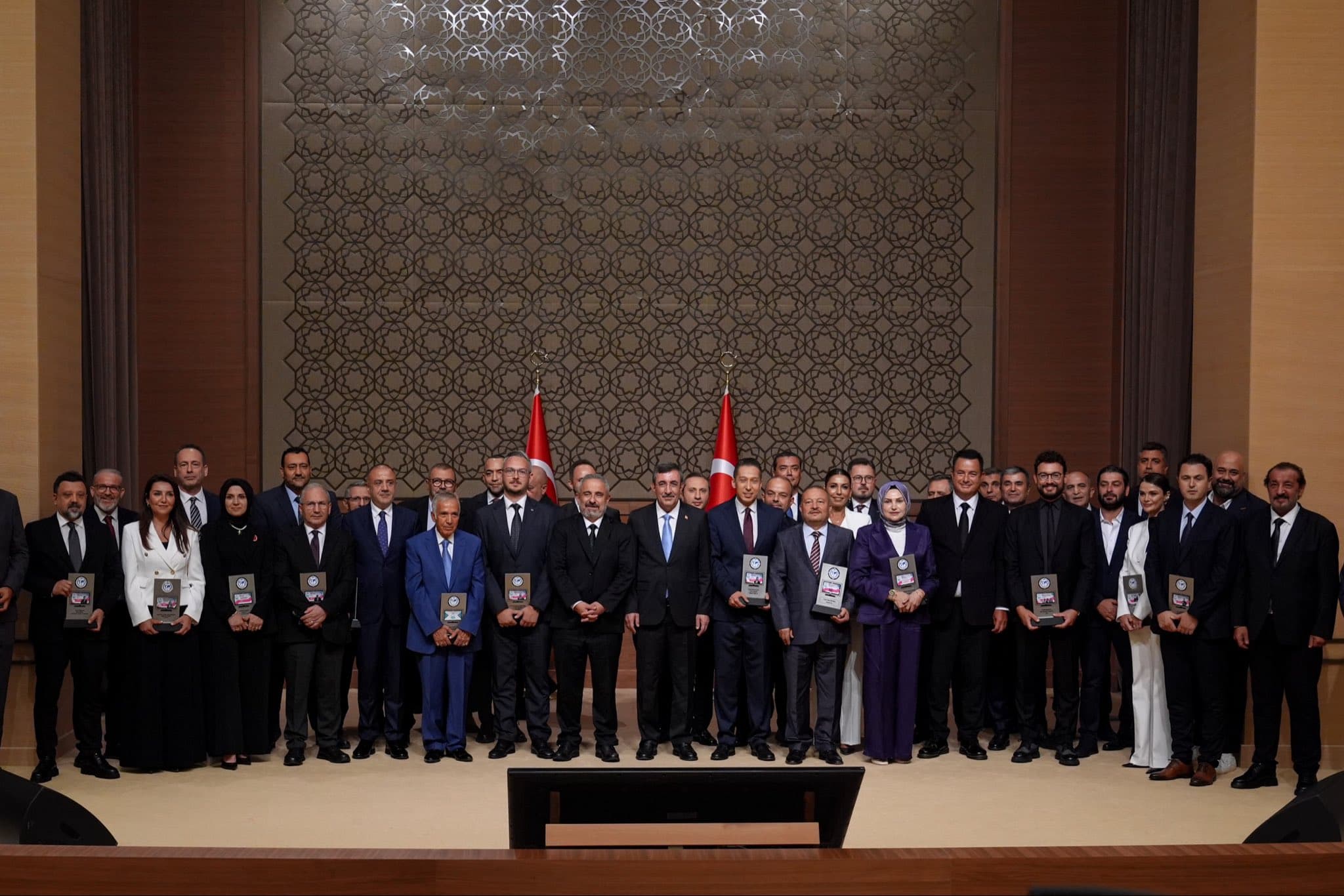 11. Anadolu Medya Ödülleri Cumhurbaşkanlığı Külliyesi'nde sahiplerini buldu
