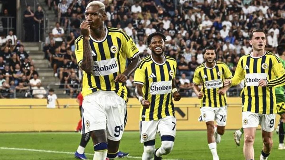 Fenerbahçe'nin yıldız ismi taraftara duygusal veda: Son maçında sahne aldı