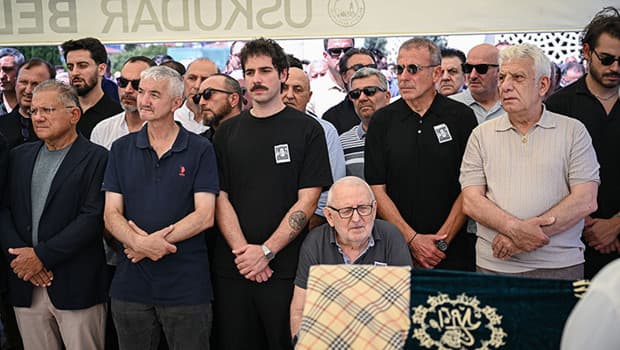 Abdullah Avcı'nın acı günü: Annesi Feriha Avcı son yolculuğuna uğurlandı