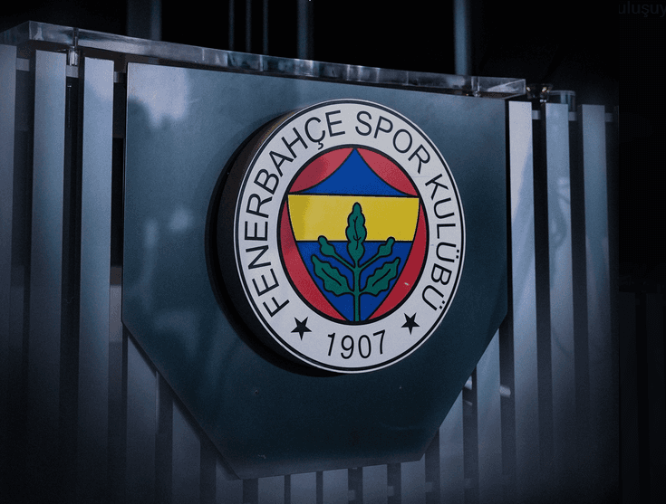 Fenerbahçe sürpriz transferi radyodan açıkladı: Yıldız oyuncu bugün İstanbul'da