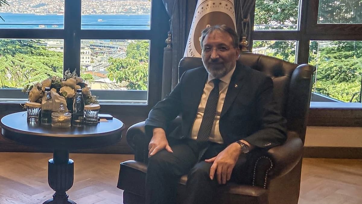 'Dünyada cenneti yaşıyorum' diyen Safi Bey'in sırrı merak konusu oldu