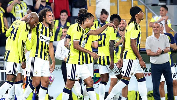 Fenerbahçe, Gençlerbirliği deplasmanına hazır! 21 kişilik kamp kadrosu belli oldu