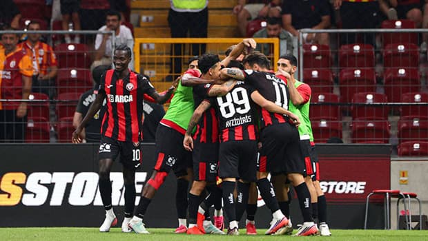 Mame Thiam'dan Galatasaray maçı sonrası çarpıcı açıklama: '3 puanı biz kaçırdık'