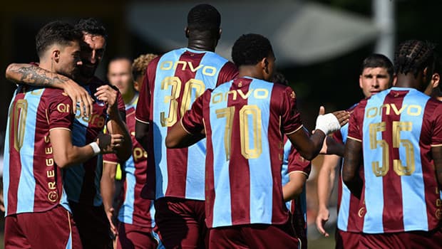 Yeni transferleriyle fırtına gibi başlayan Trabzonspor, ligin açılışında Kasımpaşa deplasmanında