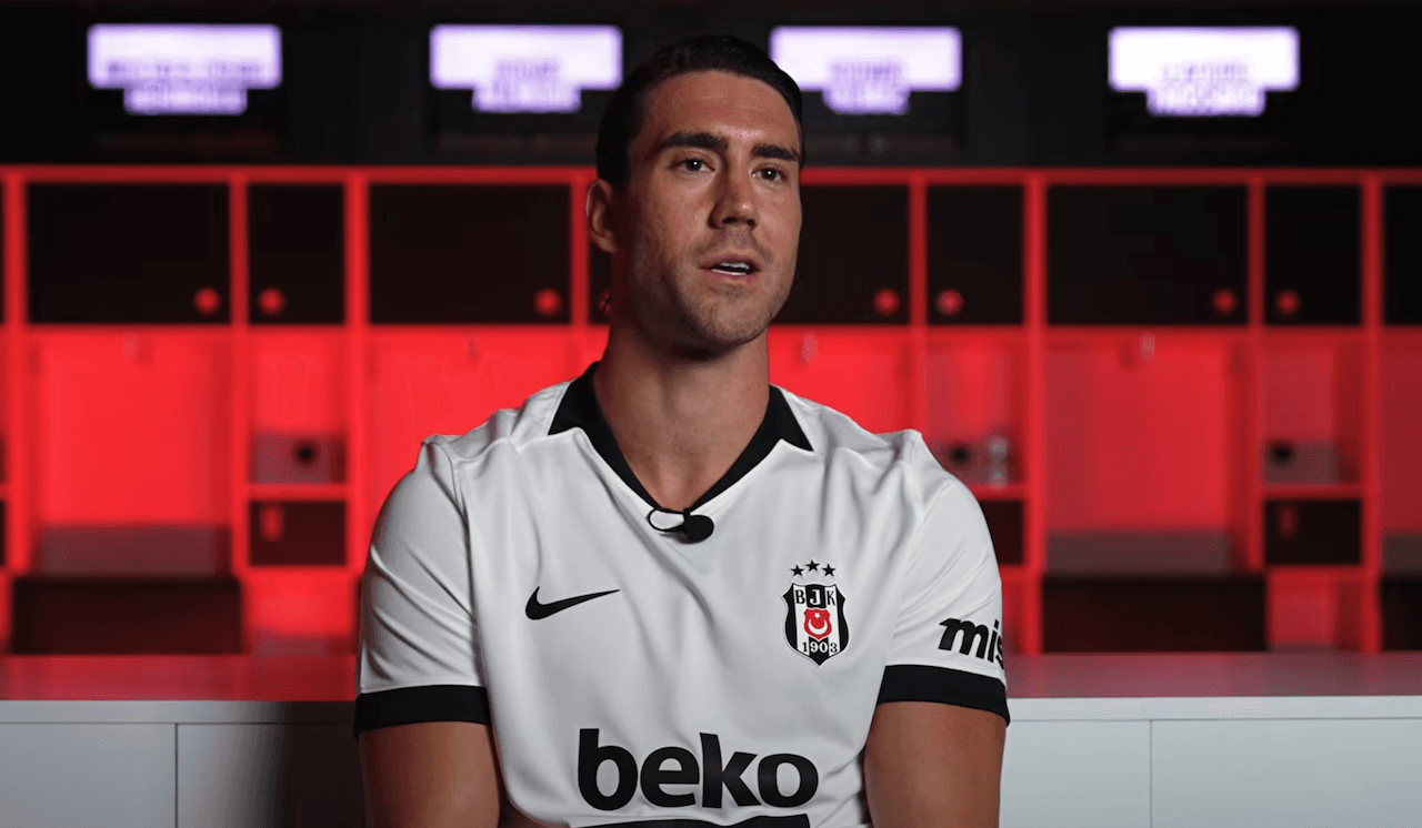 Vlahovic'ten şampiyonluk mesajı: 'Hedefimiz kupayı kaldırmak'