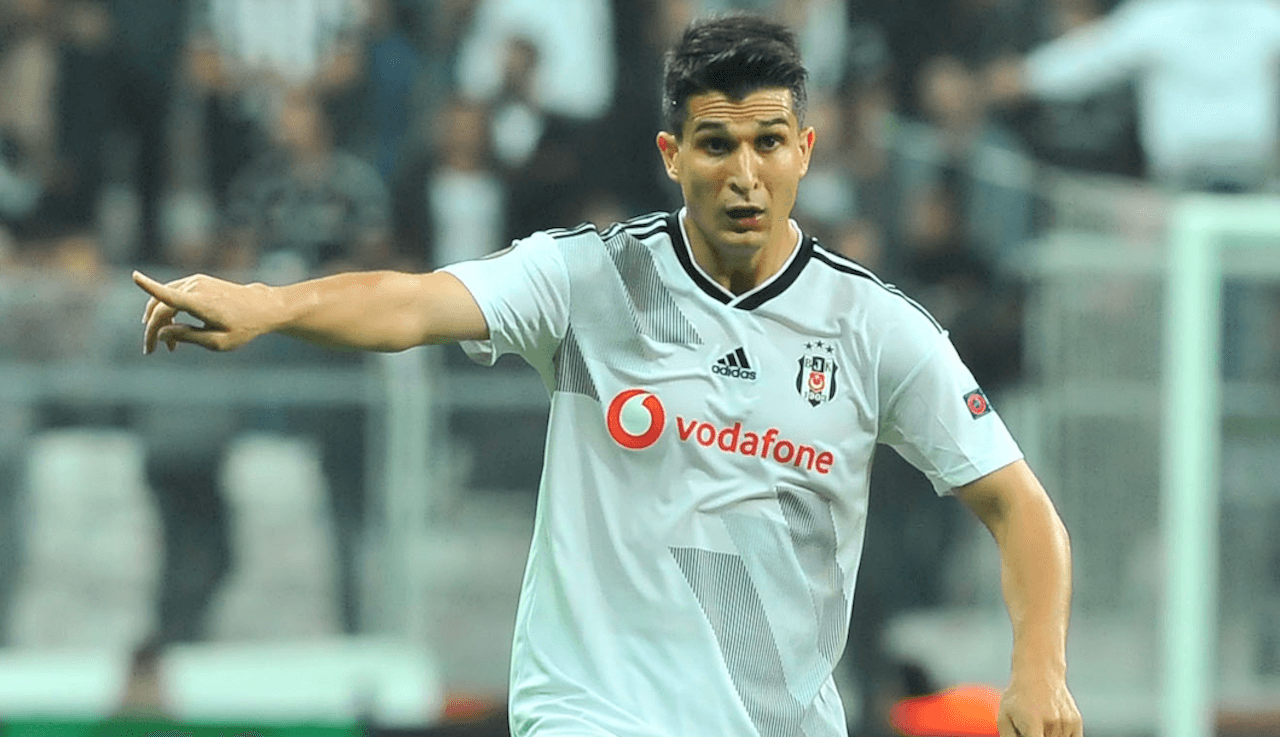 Necip Uysal, Eyüpspor karşılaşmasıyla futbol kariyerine veda ediyor
