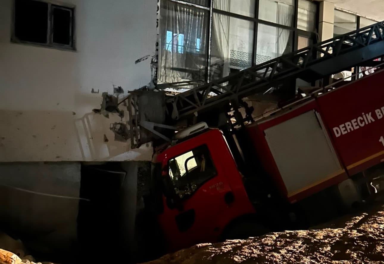 Anahtarını unutan uzman çavuş, balkona çıkmaya çalışırken feci şekilde can verdi
