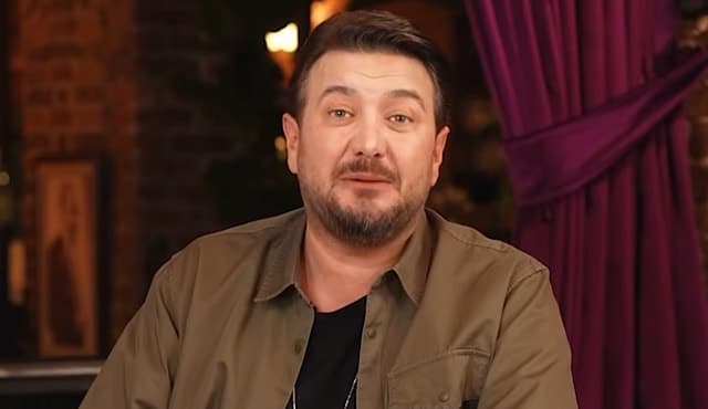 Onur Büyüktopçu'dan duygusal itiraf: 'Annem hayatla farklı mücadele ediyor'