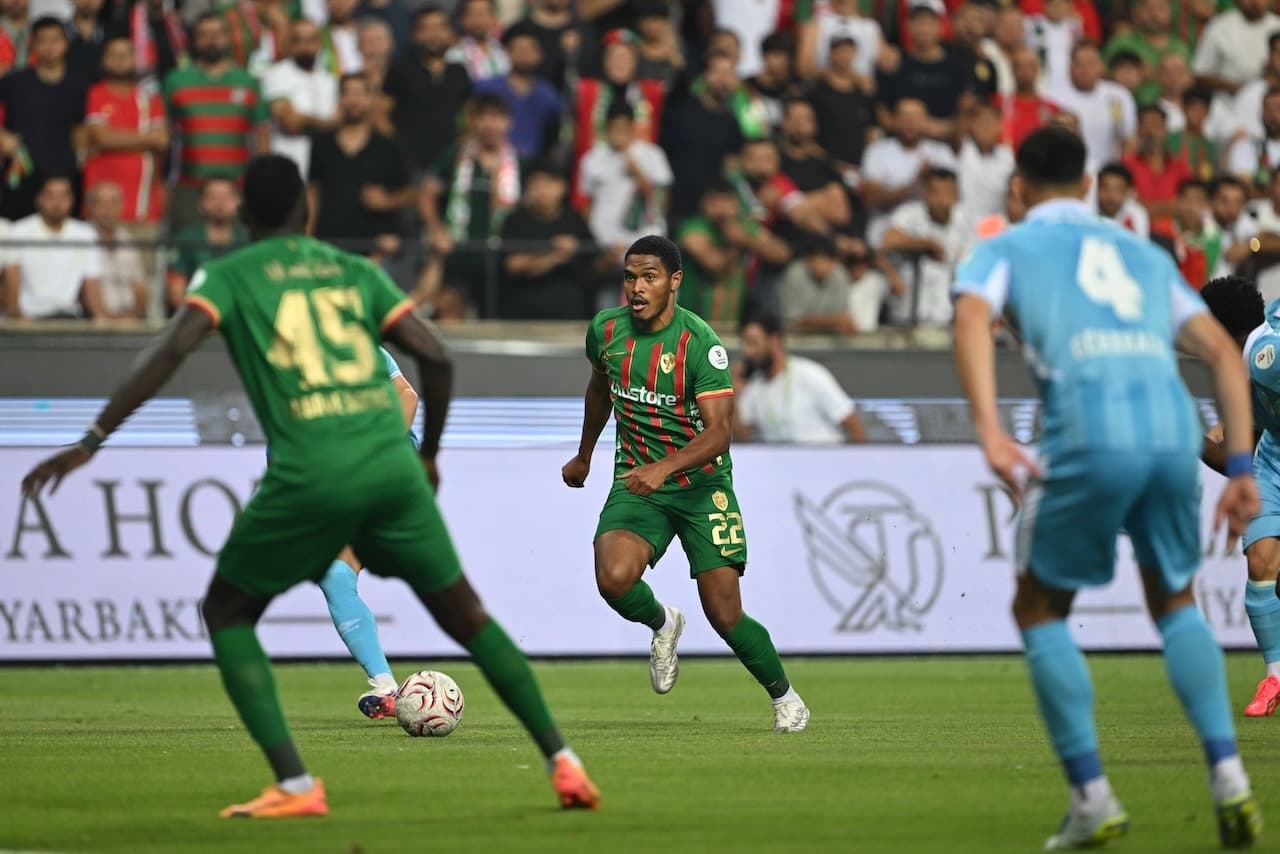 Amedspor, Yeniler karşısında sahadan galip ayrıldı: 3 gol ofsayt gerekçesiyle geçersiz sayıldı