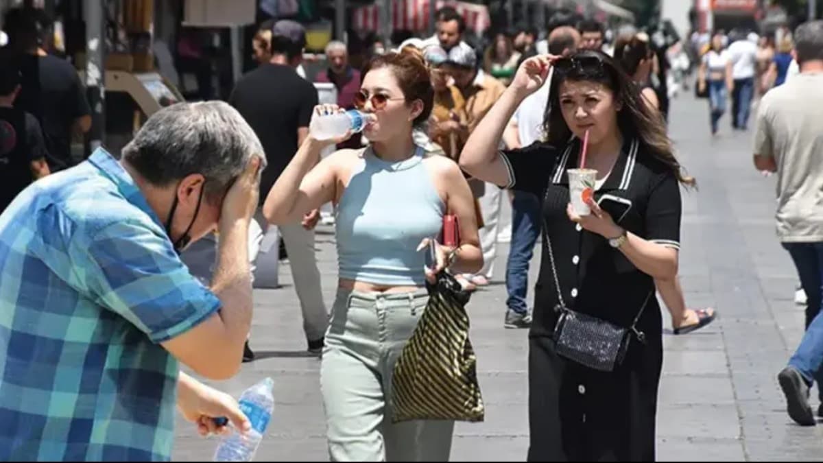 İki sıcak hava dalgası birden geliyor! İstanbul günlerce kavrulacak