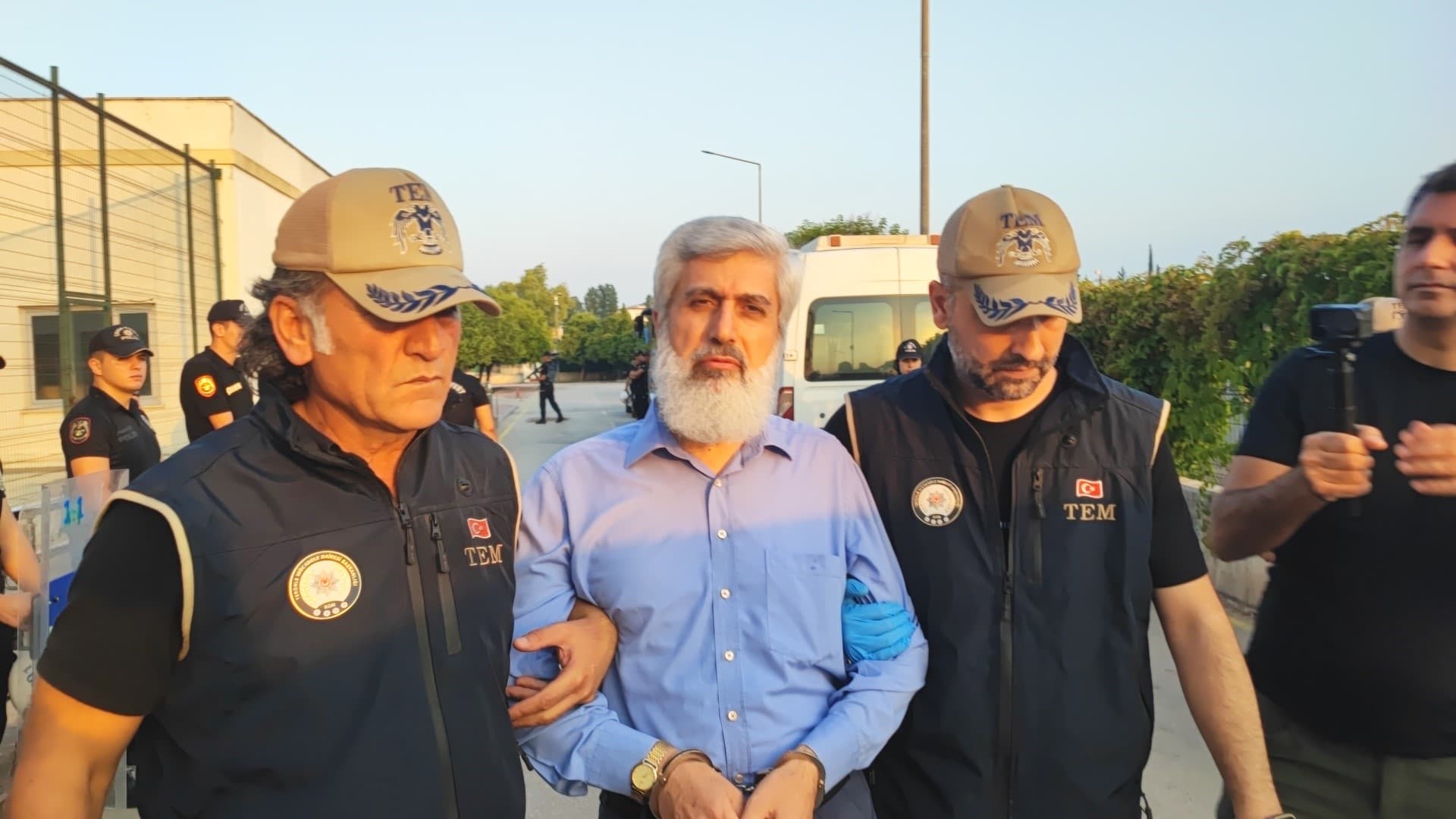 Furkan Vakfı kurucusu Alparslan Kuytul ve eşi gözaltında: 6 ilde eş zamanlı operasyon
