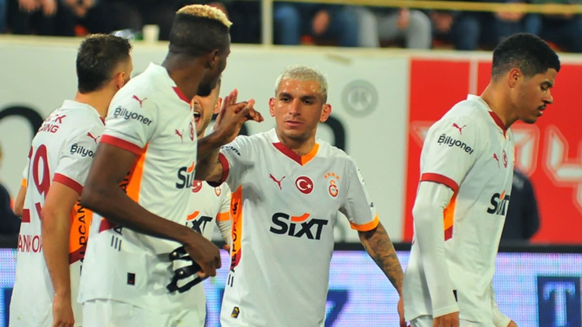 Galatasaray'ı üzecek ayrılık: Son şampiyonluklarda pay sahibiydi