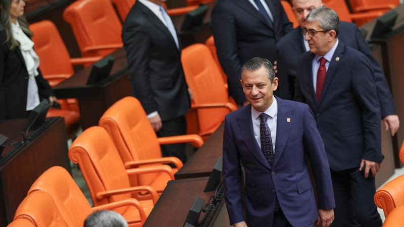 Yeni Parti TBMM'de resmen yerini aldı: 91 milletvekiliyle ana muhalefet konumuna yükseldi