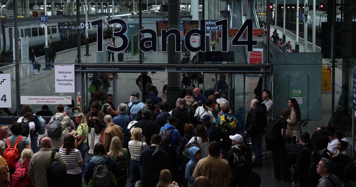 90 saniyelik sistem hatası binlerce yolcuyu yolda bıraktı: Ulaşım ağı saatlerce durdu