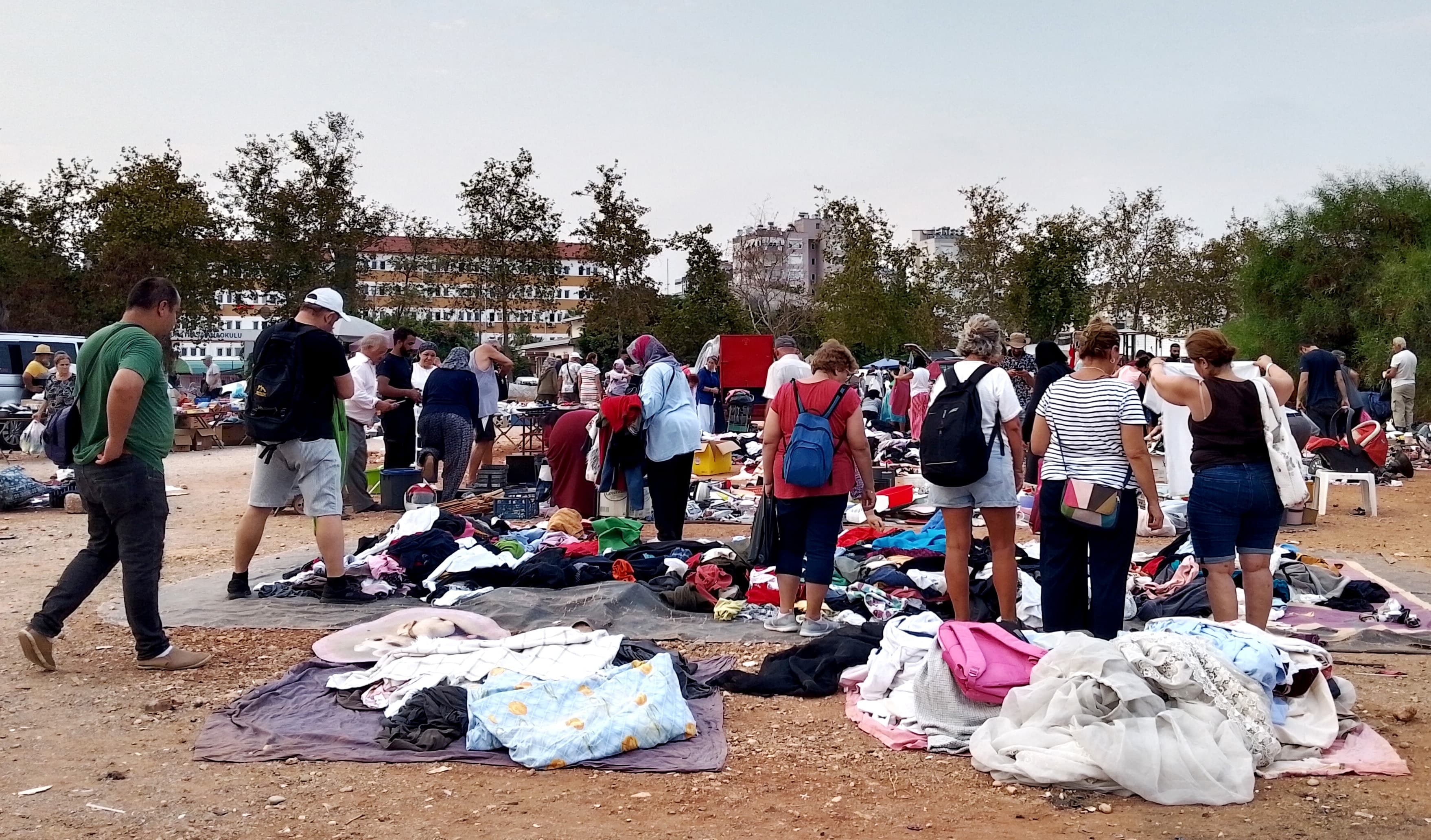 Antalya'da ikinci el eşya sektörü büyümeye devam ediyor: Bütçe dostu alternatif tercih ediliyor