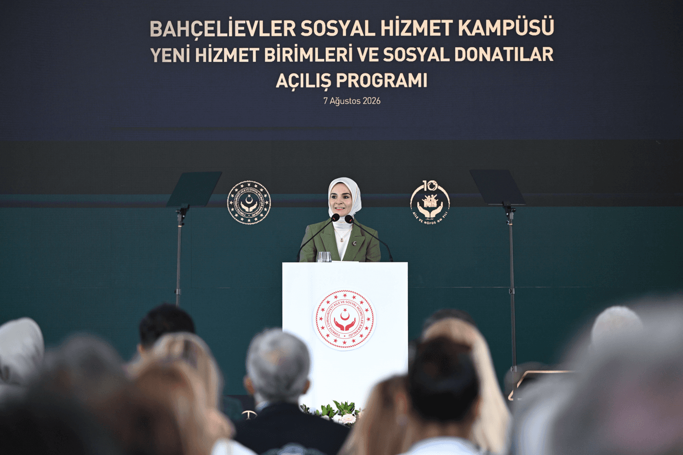 Bakan Göktaş: 193 binin üzerinde çocuğu ailesinin yanında takip ediyoruz