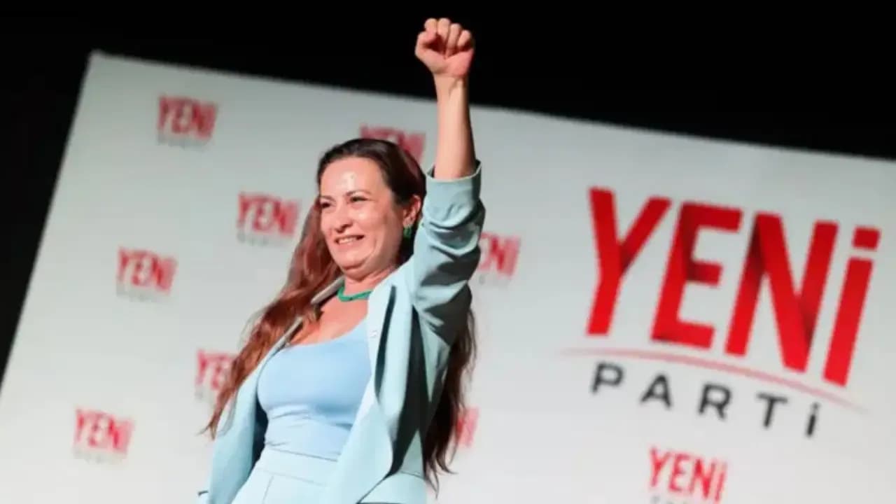 YENİ Parti Manisa İl Başkanı İlksen Özalper gözaltına alınarak tutuklandı