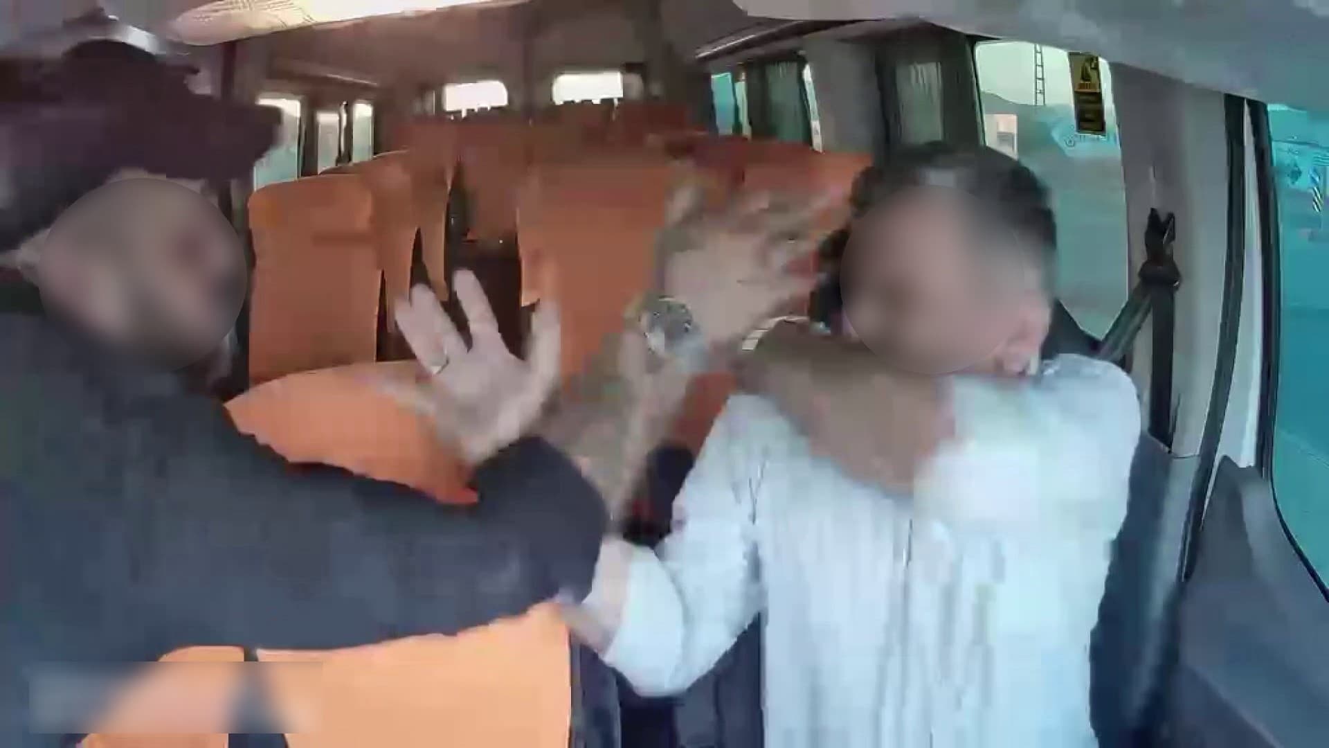 Adıyaman'da yol verme kavgasında minibüs şoförüne saldırı: Defalarca yumrukladılar
