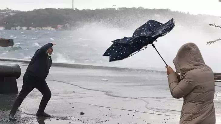 Meteoroloji'den yurdun yarısı için kritik hava durumu uyarısı: Fırtına ve sağanak bekleniyor