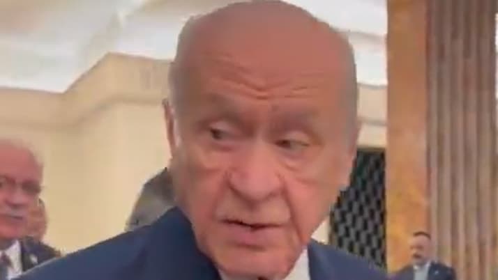 Devlet Bahçeli'yi kızdıran soru tartışma yarattı: "Soru mu bu şimdi?"