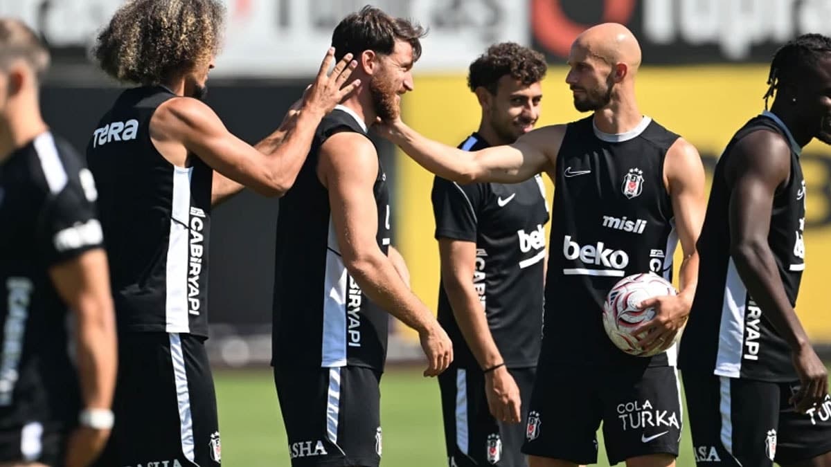 Beşiktaş, Hradec Kralove maçı için çalışmalarını hızlandırdı