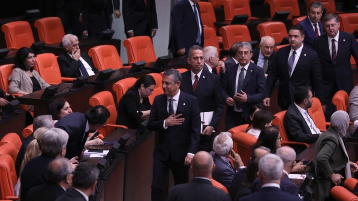 Özel sektörden onay geldi: Temsilciler serbest bırakıldı