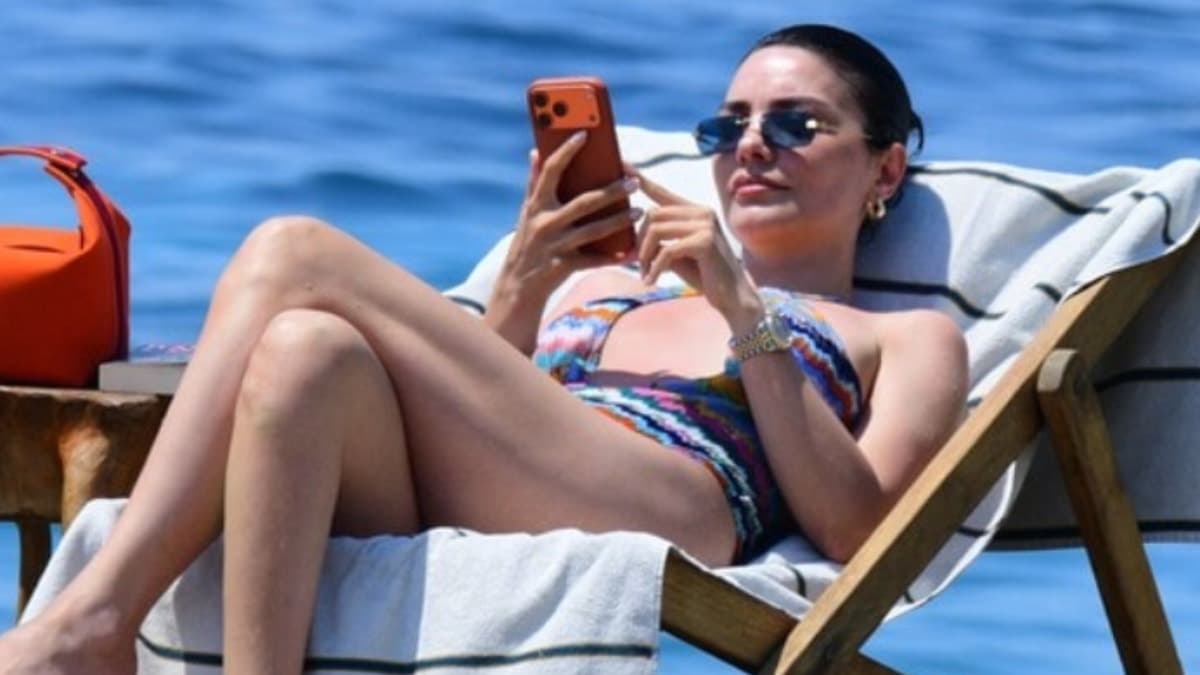 Ünlü oyuncu Hazal Filiz Küçükköse Bodrum'da huzurlu anlar yaşadı