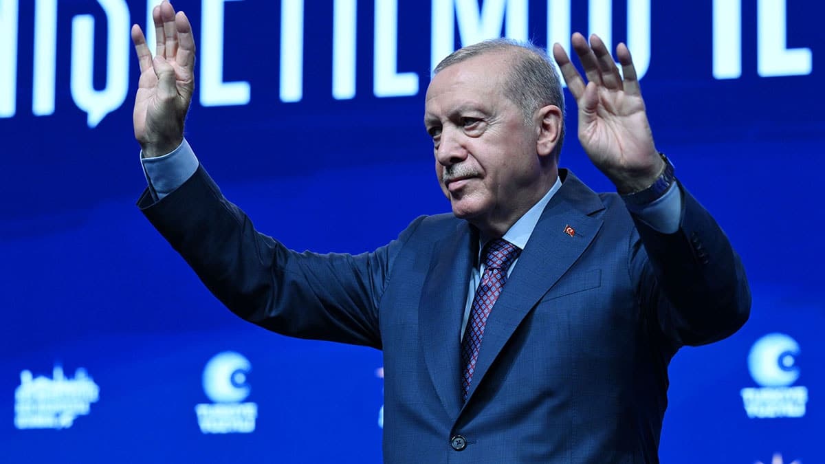 AKP'nin Erdoğan'sız geleceği masaya yatırıldı: Anket sonuçları dikkat çekti