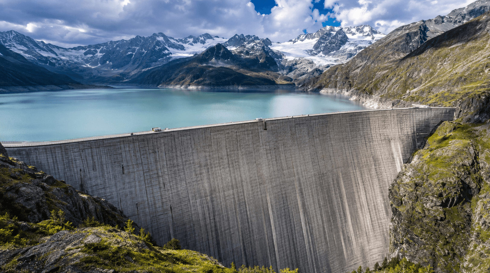 Devasa baraj 400 milyar litre su tutuyor: Ülkenin en stratejik su kaynağı