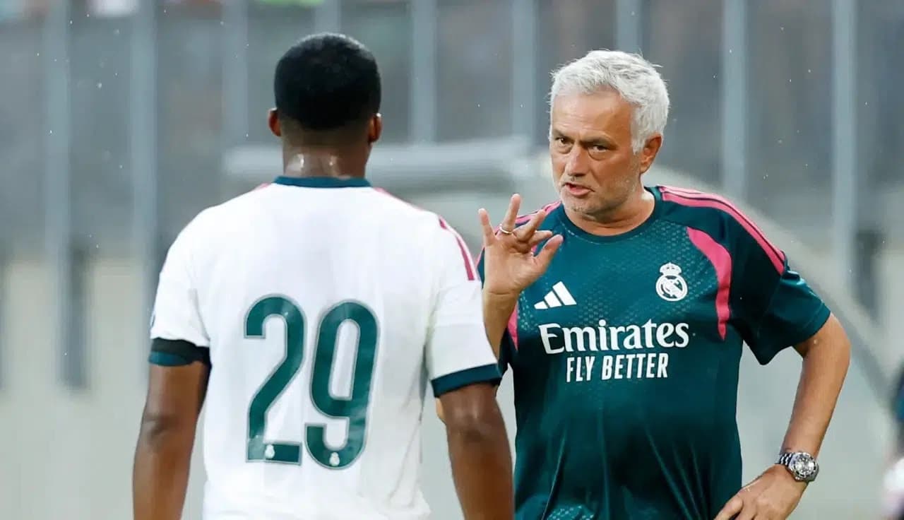Mourinho, Fenerbahçe'ye kötü haberi verdi: Kritik gelişme