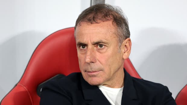 Trabzonspor Teknik Direktörü Abdullah Avcı'nın annesi hayatını kaybetti