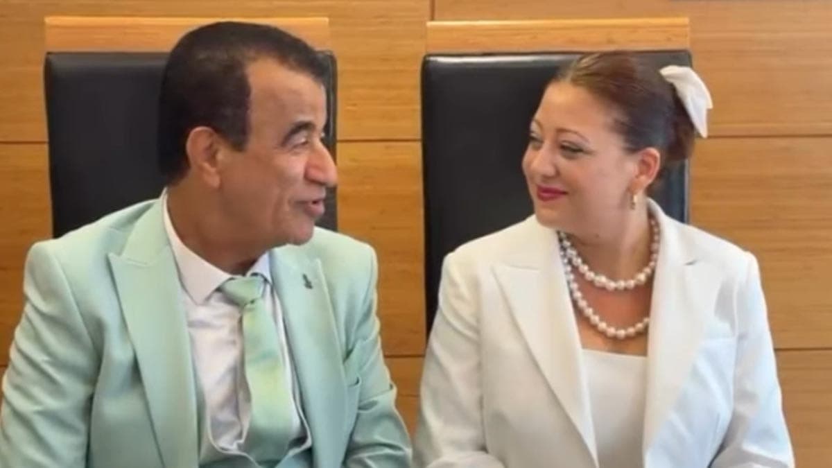 Ünlü türkücü Yunus Bülbül, 71 yaşında dördüncü kez evlendi