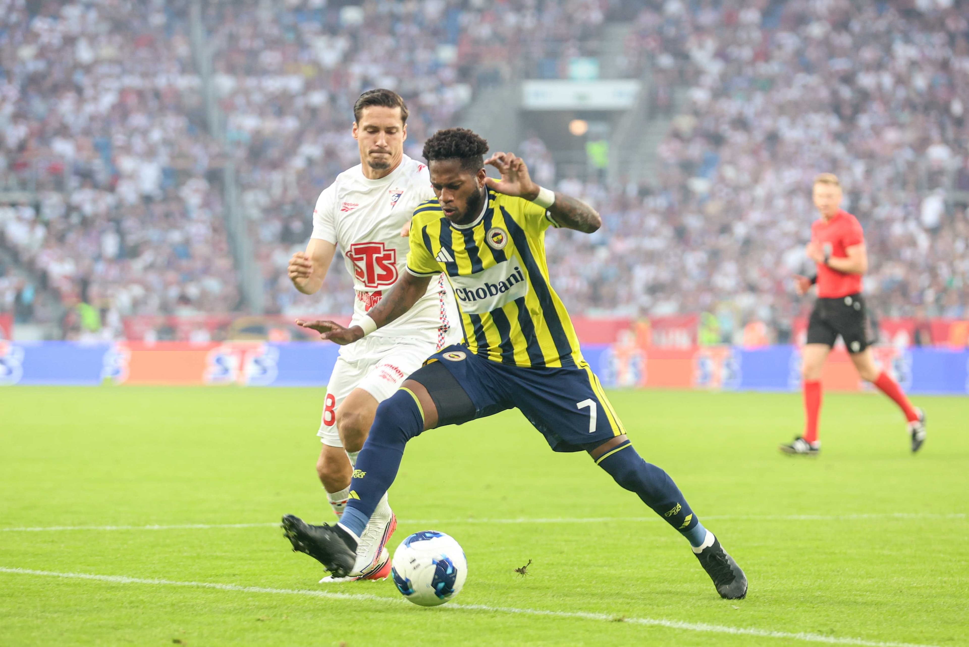 Fenerbahçe, Brezilyalı orta saha oyuncusu Fred ile anlaşmaya vardı