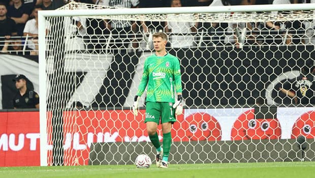 Beşiktaş'ın savunma duvarı yıkılmıyor: 4 maçta 4 gol yemediler