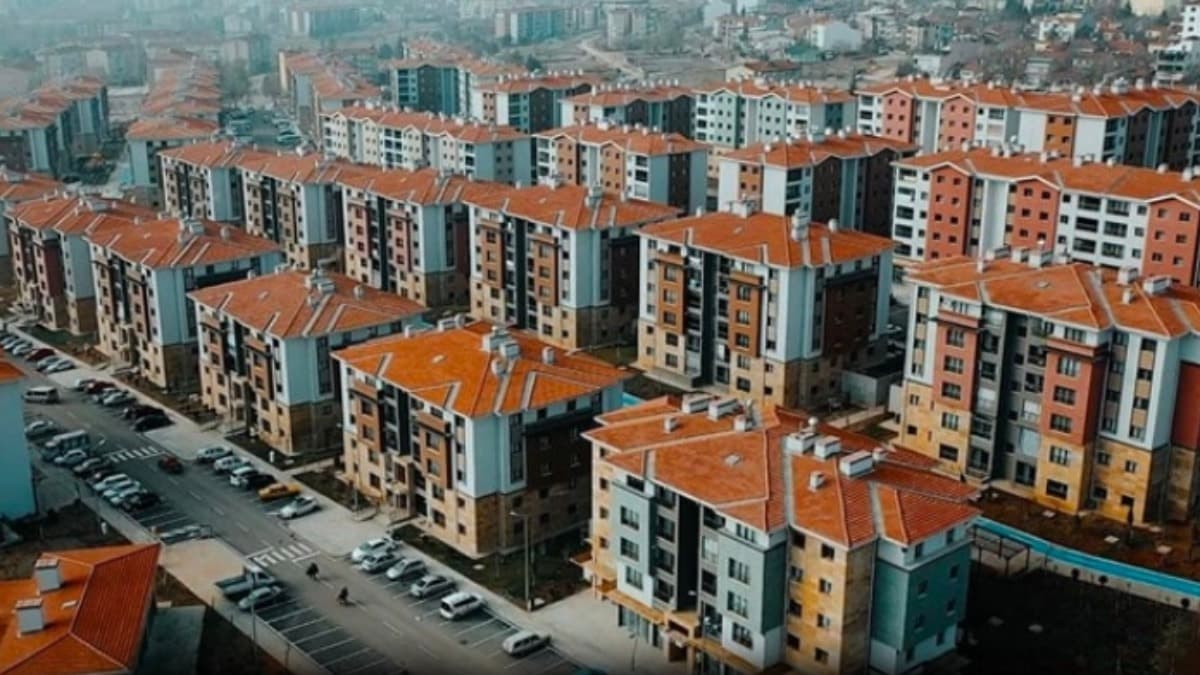 AK Parti, tüm sitelere temsilci atama kararı aldı