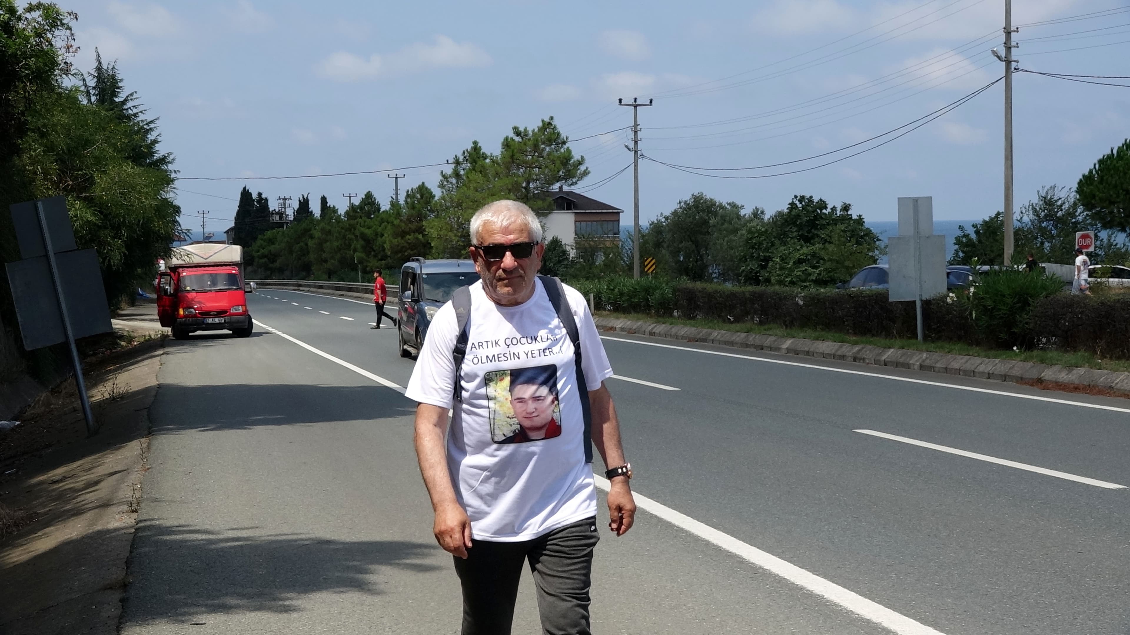 Trabzonlu 'Yürüyen Adam' çocuk ölümlerine isyan etti: Ankara'ya yürüyor