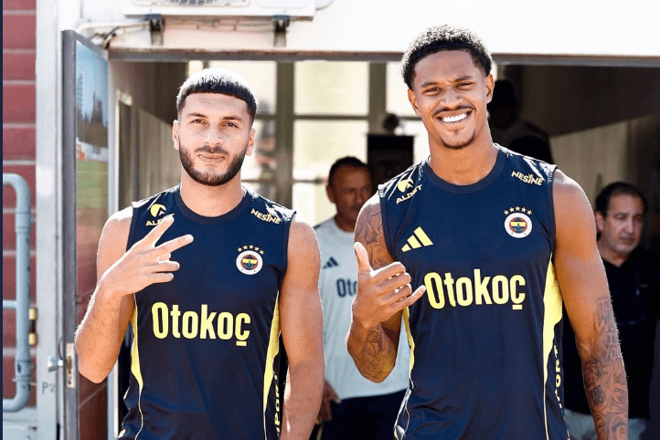 Fenerbahçeli futbolcuların menajerinden dikkat çeken Beşiktaş paylaşımı