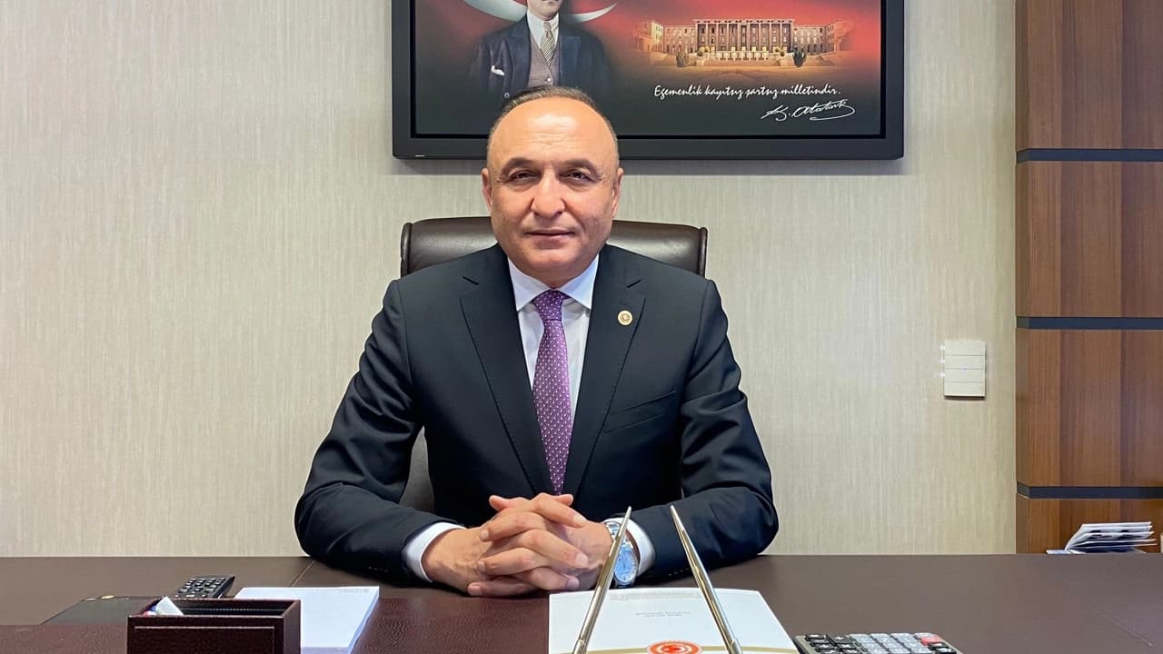 Gaziantep'te Yeni Parti Milletvekili Melih Meriç'e bıçaklı saldırı: Hayati tehlikesi sürüyor